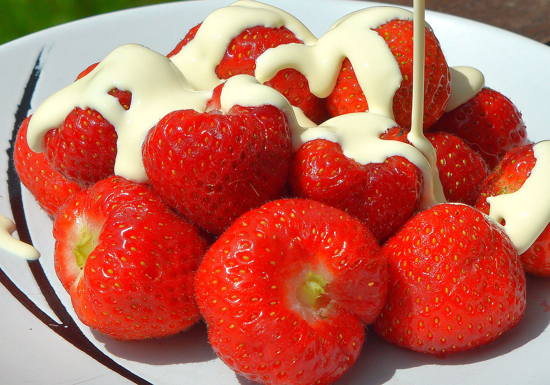 strawberries with cream
